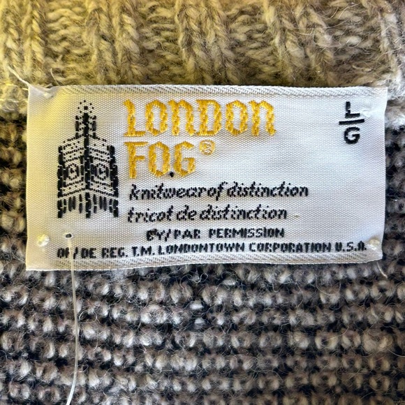 London Fog Vintage 1990's Grey Large Knitted Sweater - Picture 3 of 5